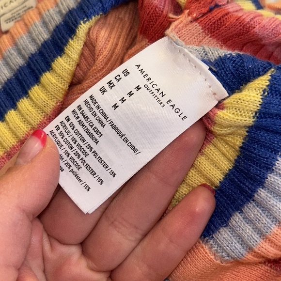 ‼️SALE‼️ AMERICAN EAGLE COLORFUL STRIPED BUTTON SOFT KNIT CROP TOP TANK - Picture 6 of 6